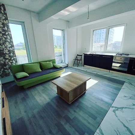 Twins Residence 2 Apart Hotel Ap 2 2 Rooms Chiajna ภายนอก รูปภาพ