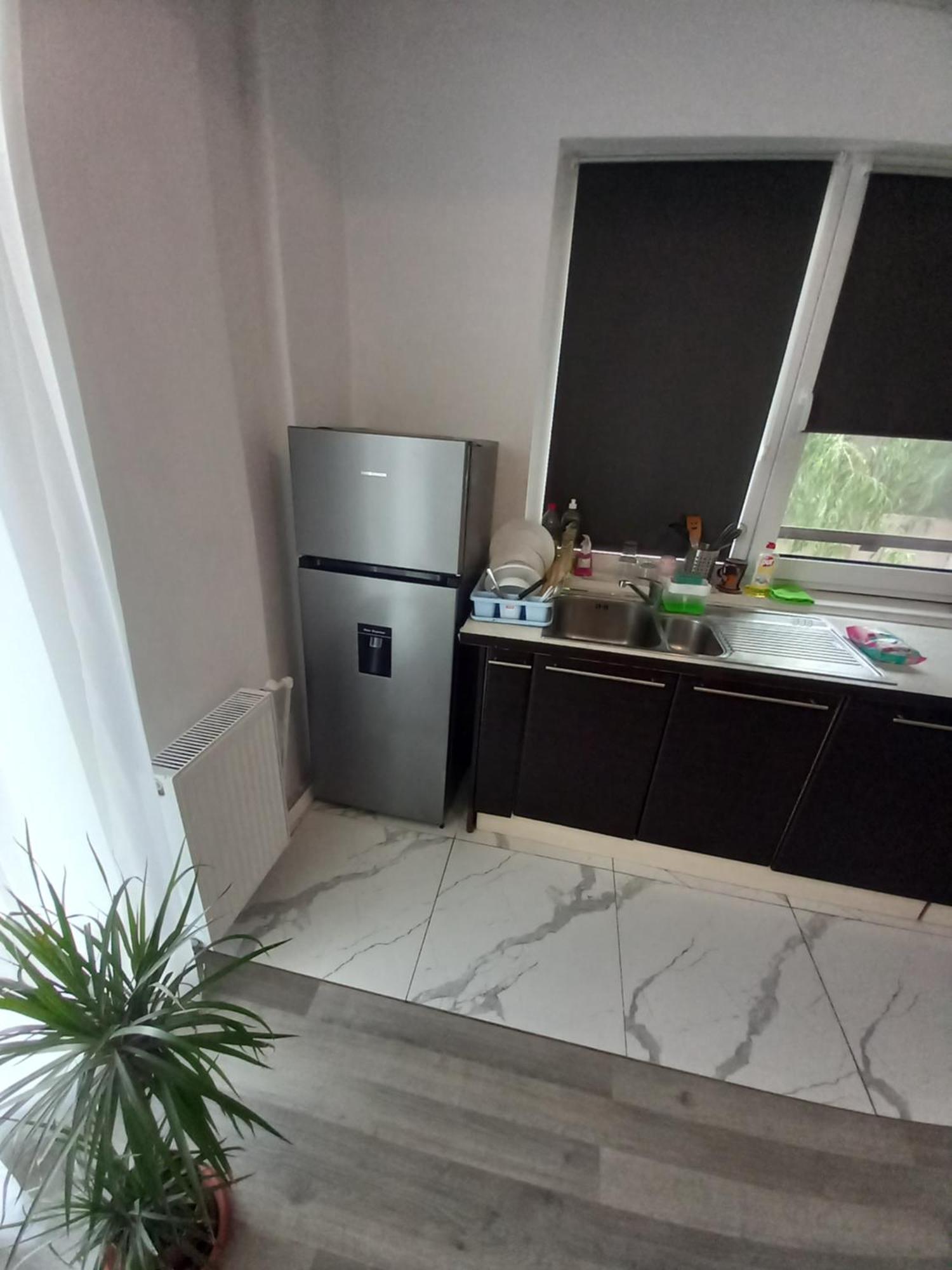 Twins Residence 2 Apart Hotel Ap 2 2 Rooms Chiajna ภายนอก รูปภาพ